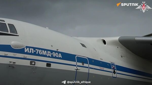 Un camion ailé: la version la plus moderne du légendaire Iliouchine livrée à l'armée russe - Sputnik Afrique