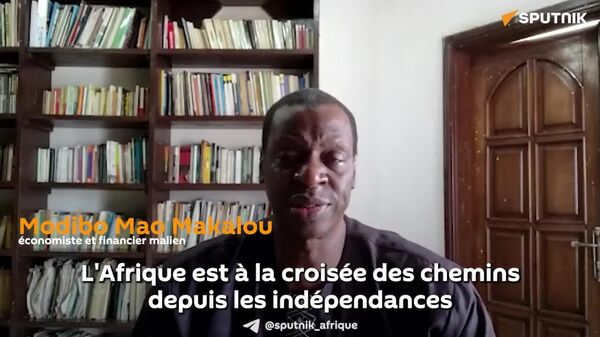 Or, dollar, partenariats: l'Afrique est à la croisée des chemins, selon un économiste malien - Sputnik Afrique