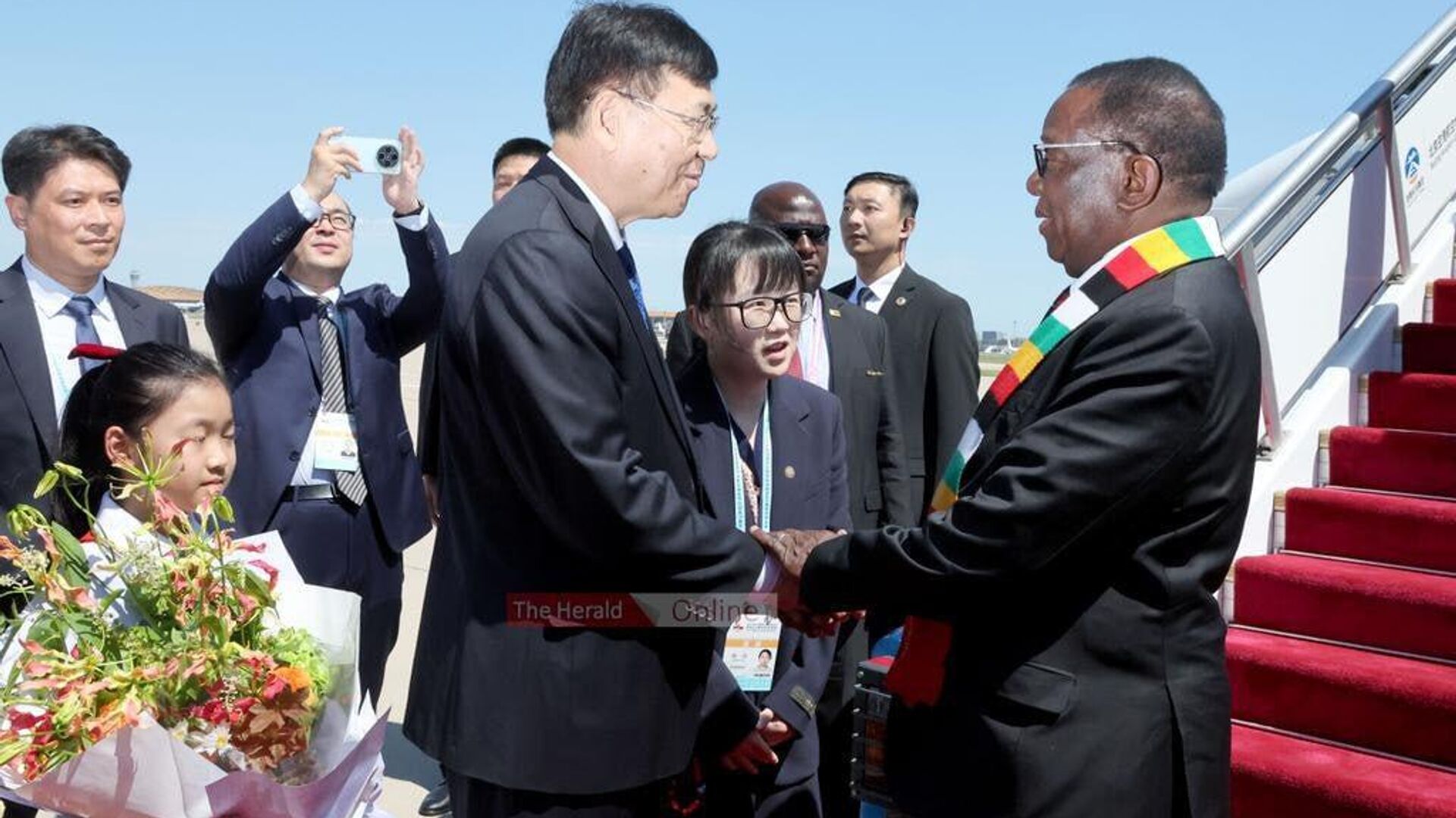 Zimbabwe’s President to Commemorate WWII Anniversary in Beijing Zimbabwe’s President to Commemorate WWII Anniversary in Beijing - Sputnik Africa, 1920, 01.09.2025
