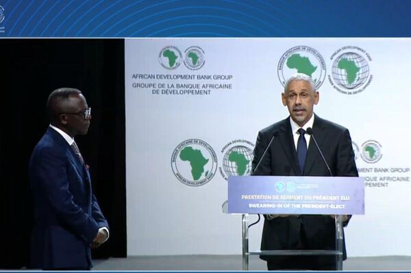 'Let’s Go to Work! I’m Ready!' — Sidi Ould Tah Sworn in as Ninth President of African Development Bank 'Let’s Go to Work! I’m Ready!' — Sidi Ould Tah Sworn in as Ninth President of African Development Bank - Sputnik Africa