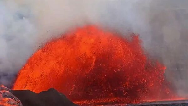 #viral | Kilauea Volcano Erupts Again in Hawaii, US - Sputnik Africa