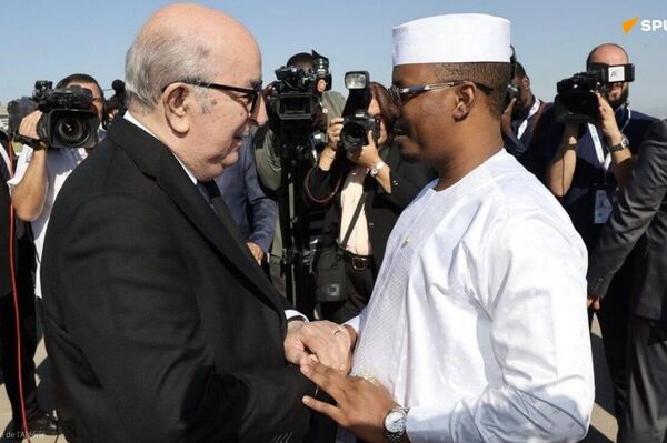 Le Tchad et l'Algérie renforcent leurs liens sécuritaires face à la menace terroriste au Sahara - Sputnik Afrique