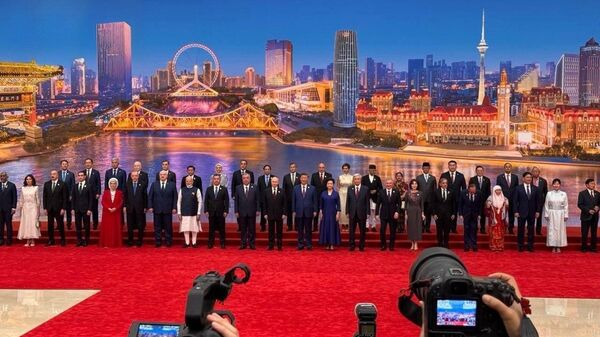 Le multilatéralisme occidental ne fonctionne pas au niveau de l'Eurasie - Sputnik Afrique