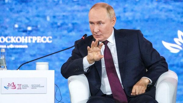 Putin's EEF Address Signals Russia's Strategic Focus on Asia via Far East & Siberia Development: Expert - Sputnik Africa
