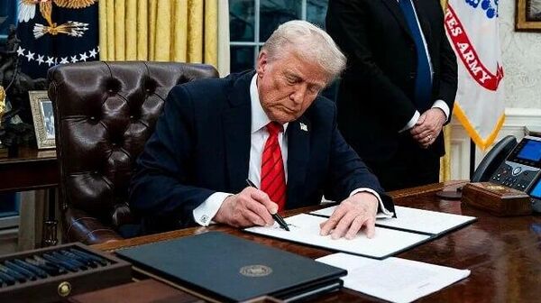 Trump a renommé le département de la Défense en département de la Guerre pour la durée de sa présidence - Sputnik Afrique