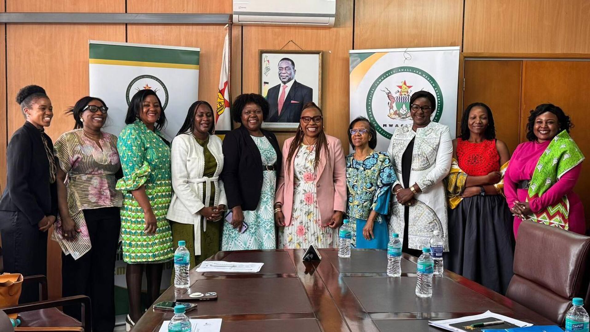 AU Praises Zimbabwe's Commitment to Increasing Youth & Women's Representation in Leadership & Economic Inclusion AU Praises Zimbabwe's Commitment to Increasing Youth & Women's Representation in Leadership & Economic Inclusion - Sputnik Africa, 1920, 06.09.2025