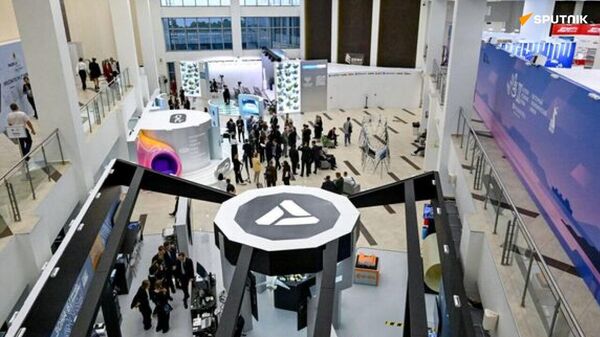 Le Forum économique oriental a mis en lumière le virage énergétique de la Russie - Sputnik Afrique