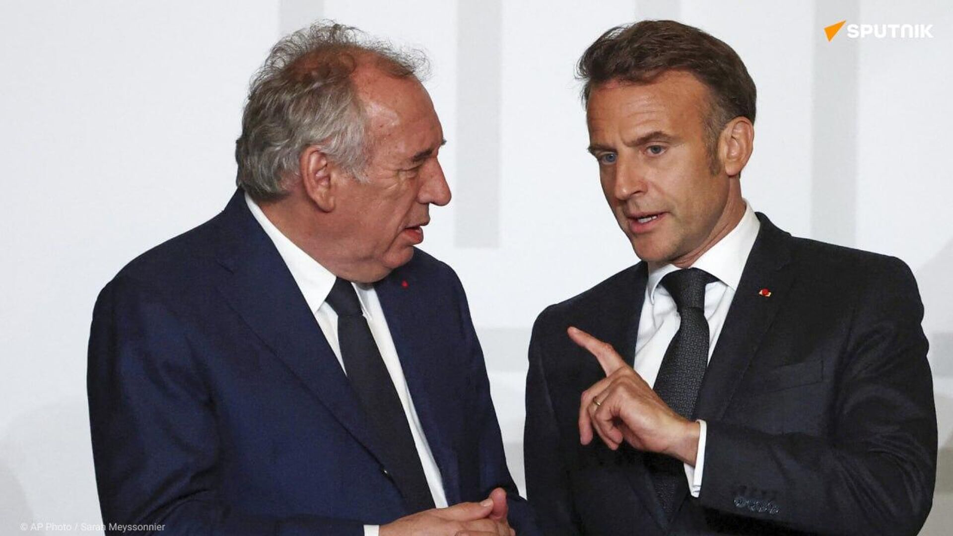 French President Probably Needs 'More Hardline' Prime Minister, Analysts Say French President Probably Needs 'More Hardline' Prime Minister, Analysts Say - Sputnik Africa, 1920, 08.09.2025