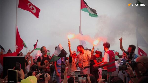 Gaza: la flottille Global Sumud acclamée en Tunisie - Sputnik Afrique