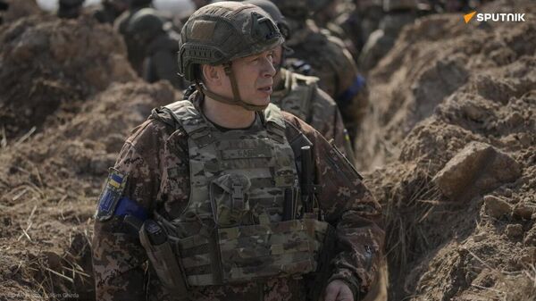 Le commandant en chef de l'armée ukrainienne a reconnu une triple supériorité numérique russe - Sputnik Afrique