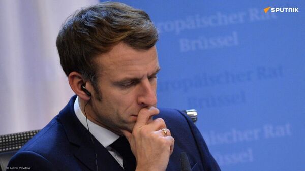 Crise française: Macron est complétement hors sol, selon un géopolitologue - Sputnik Afrique
