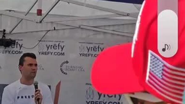 Un allié de Trump victime d'une tentative d'assassinat lors d'un rassemblement public dans l'état américain de l'Utah - Sputnik Afrique