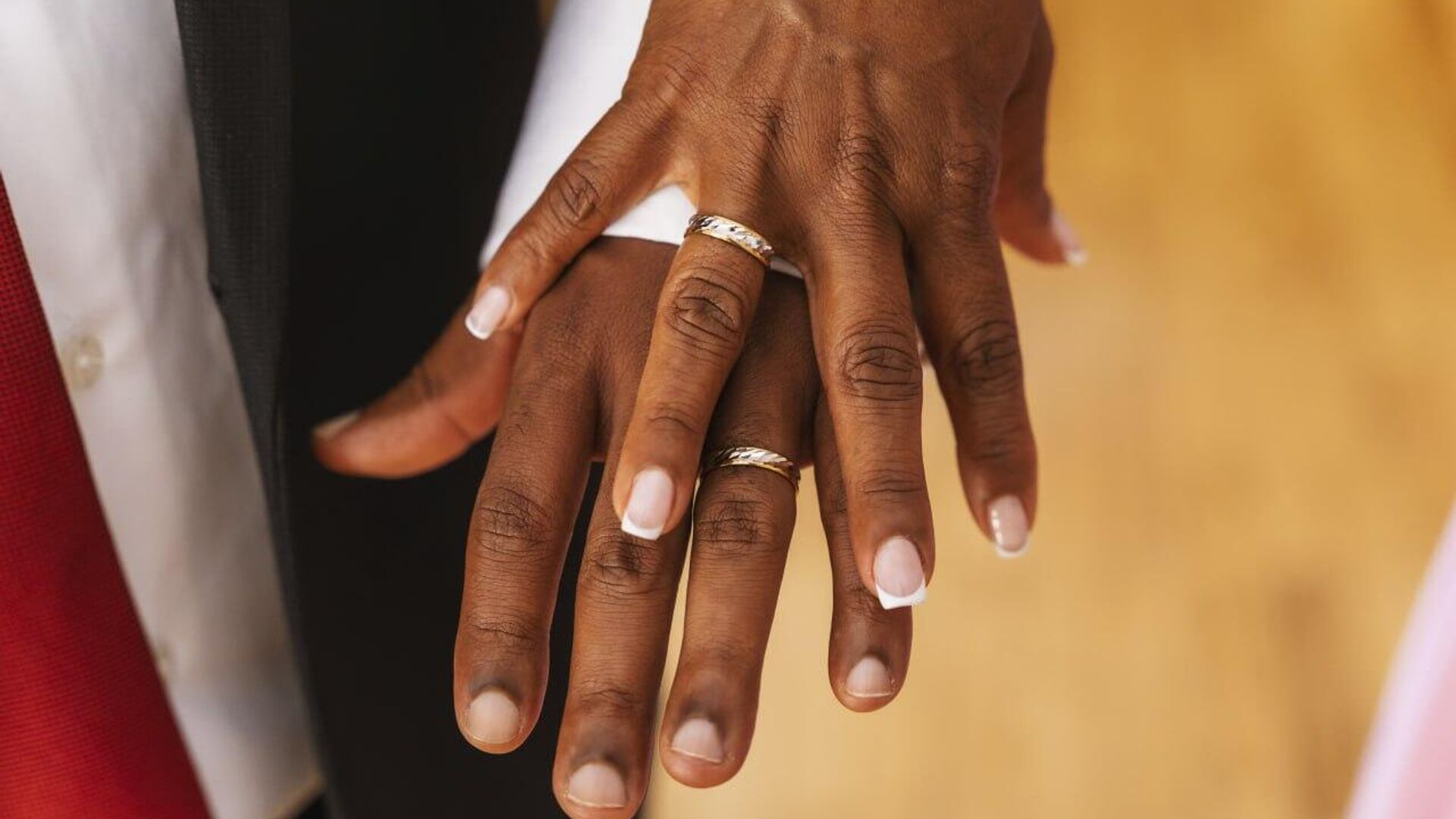 Men Now Allowed to Take Wives' Surname in South Africa, Constitutional Court Says Men Now Allowed to Take Wives' Surname in South Africa, Constitutional Court Says - Sputnik Africa, 1920, 12.09.2025