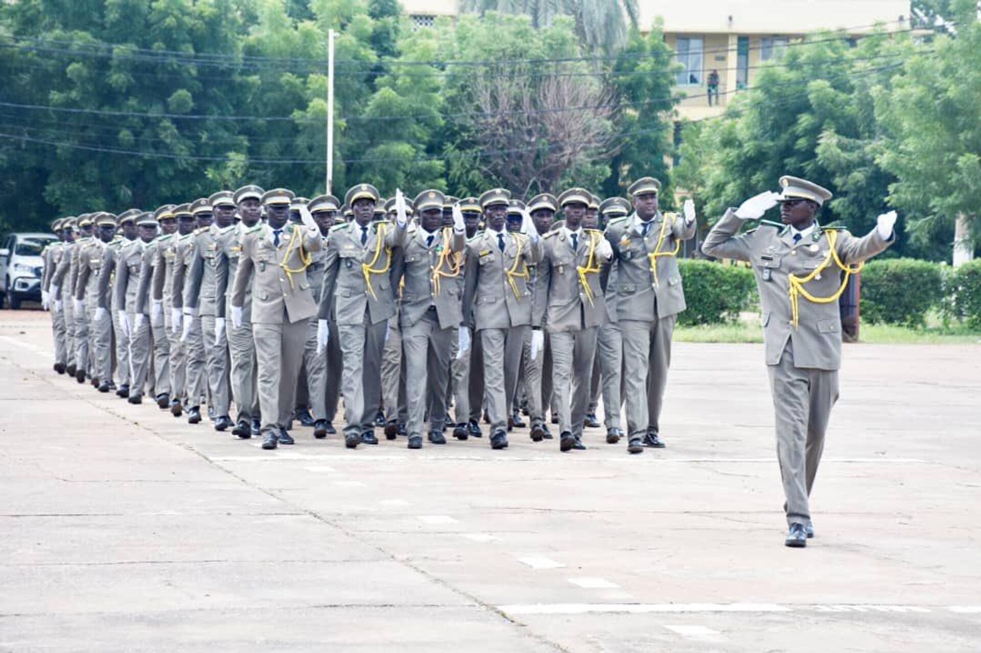 Au Mali, une centaine de nouveaux commandants d’unité formés et opérationnels Au Mali, une centaine de nouveaux commandants d’unité formés et opérationnels - Sputnik Afrique, 1920, 13.09.2025