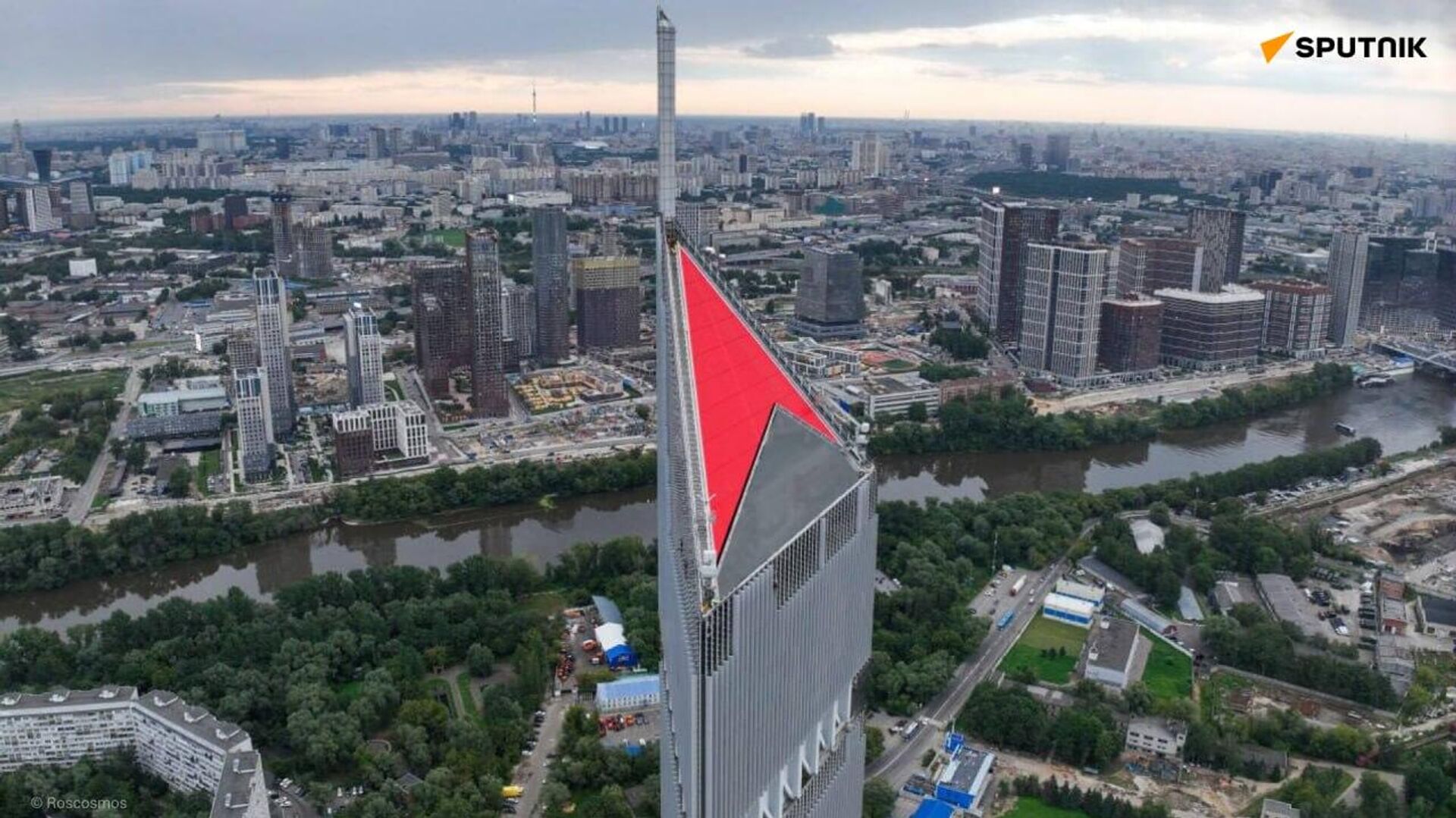 Nouveau siège, nouvelles ambitions: le Centre spatial national inauguré à Moscou par Poutine - Sputnik Afrique, 1920, 13.09.2025