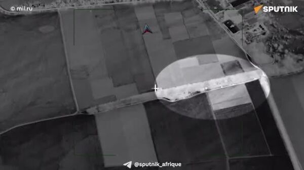 ▶ Une frappe du complexe russe de missiles Iskander détruit un site ukrainien de lancement de drones - Sputnik Afrique