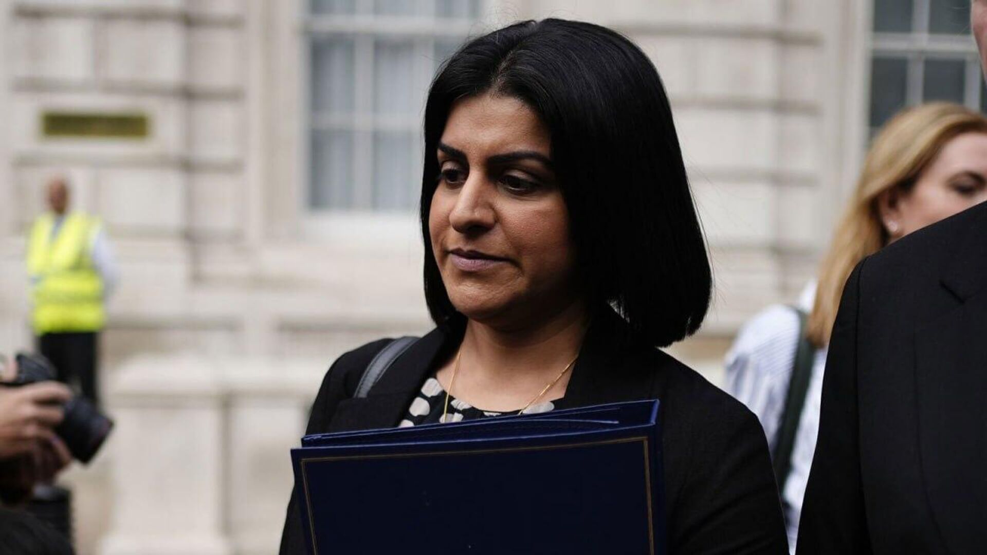 UK Home Secretary threatens prosecution after London protests turn violent UK Home Secretary threatens prosecution after London protests turn violent - Sputnik Africa, 1920, 14.09.2025