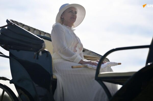 Symbole équestre de la Russie, la troïka brille à la Journée de Moscou Symbole équestre de la Russie, la troïka brille à la Journée de Moscou - Sputnik Afrique