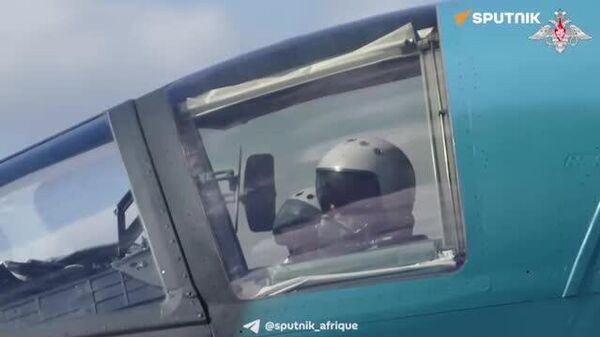 Des équipages russes de Su-34 s’entraînent au bombardement - Sputnik Afrique