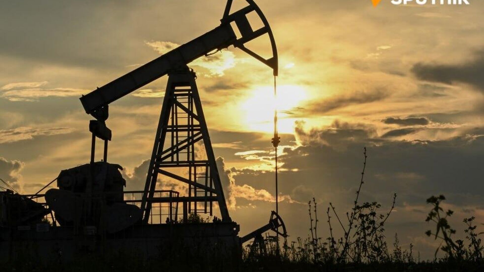 China Warns of Retaliation if NATO Imposes Tariffs on Russian Oil Under US Pressure China Warns of Retaliation if NATO Imposes Tariffs on Russian Oil Under US Pressure - Sputnik Africa, 1920, 15.09.2025