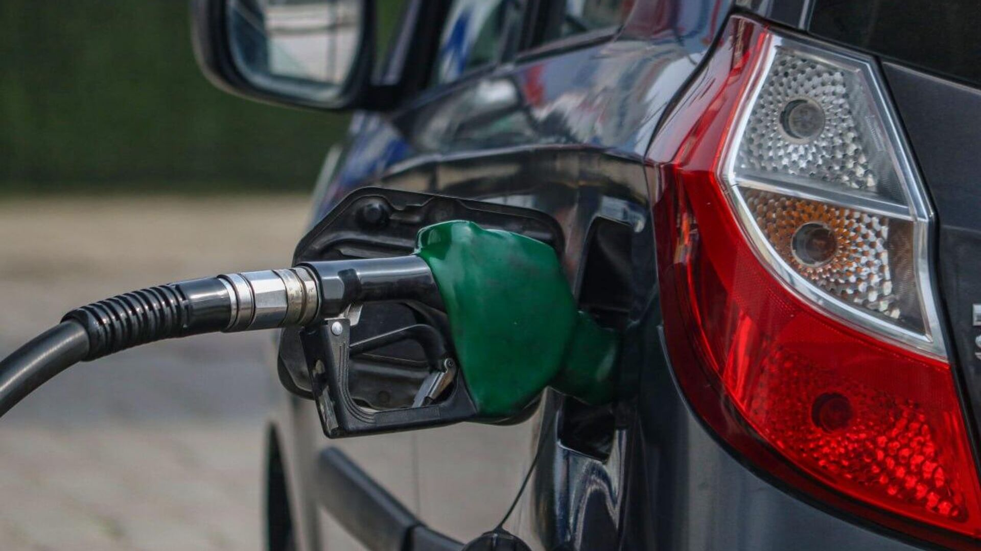 Zimbabwe's Fuel Market Liberalization Boosted Fuel Market Growth, Authority Says Zimbabwe's Fuel Market Liberalization Boosted Fuel Market Growth, Authority Says - Sputnik Africa, 1920, 15.09.2025