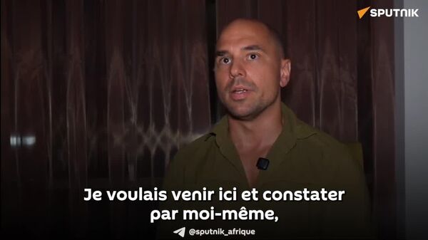 Les habitants du Donbass n'attendent pas Zelensky, déclare un journaliste américain - Sputnik Afrique