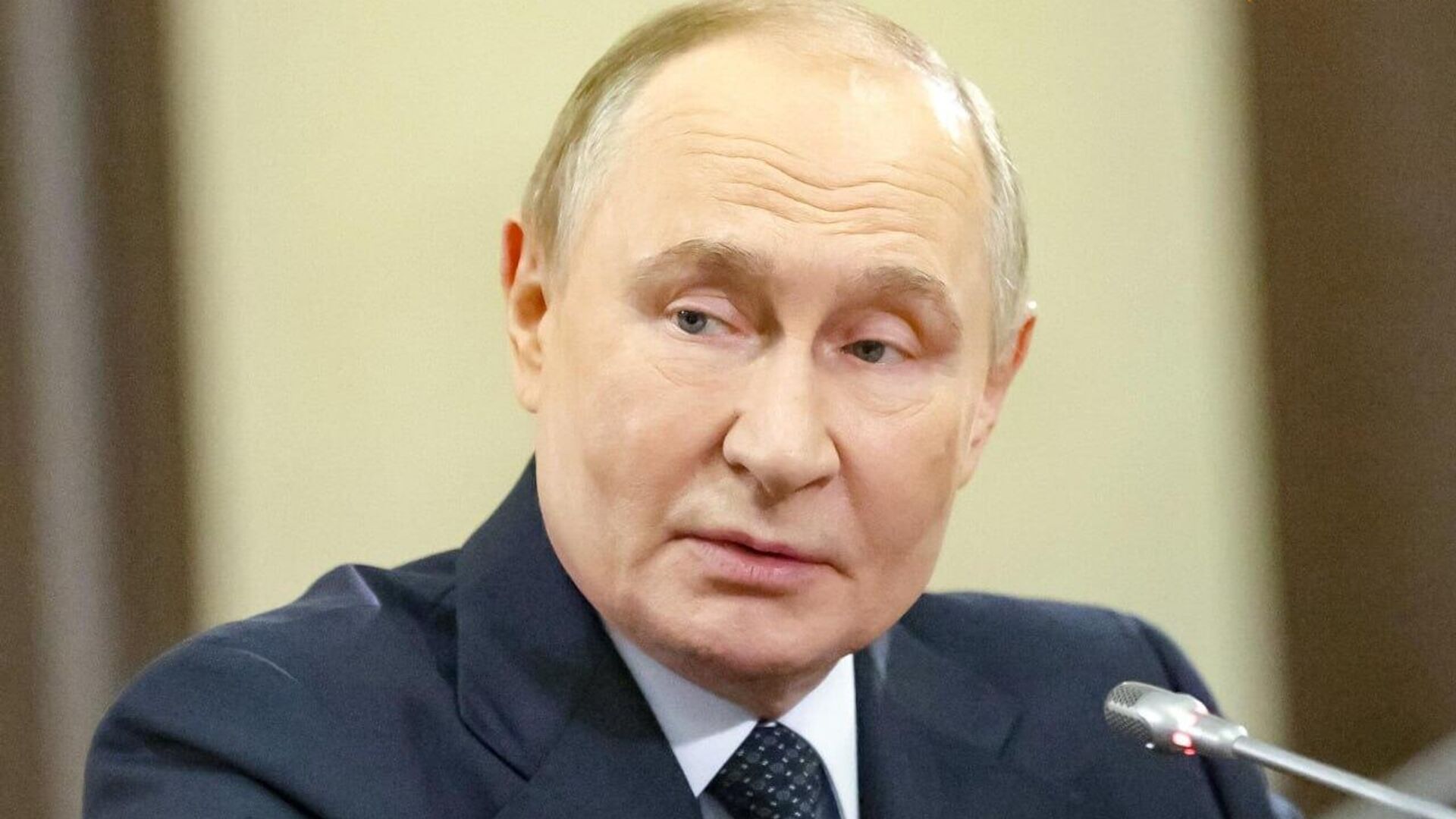 Russian Aircraft Engines Are One of Country's Competitive Advantages, Putin Says Russian Aircraft Engines Are One of Country's Competitive Advantages, Putin Says - Sputnik Africa, 1920, 18.09.2025