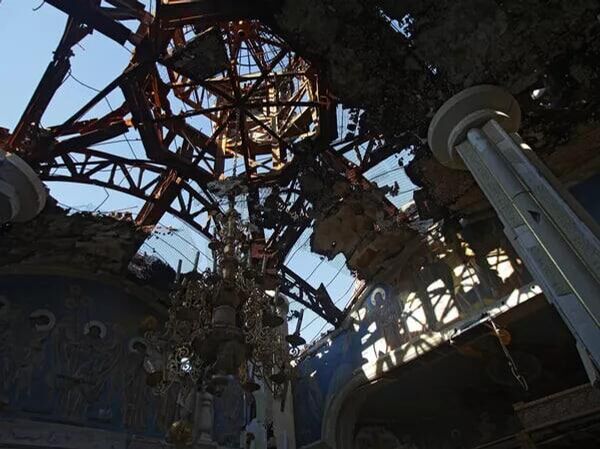 The destroyed dome and roof of the Church of the Iveron Icon of the Mother of God of the Donetsk Iveron Convent, located near the Donetsk airport and destroyed during the fighting in southeastern Ukraine. The destroyed dome and roof of the Church of the Iveron Icon of the Mother of God of the Donetsk Iveron Convent, located near the Donetsk airport and destroyed during the fighting in southeastern Ukraine. - Sputnik Africa