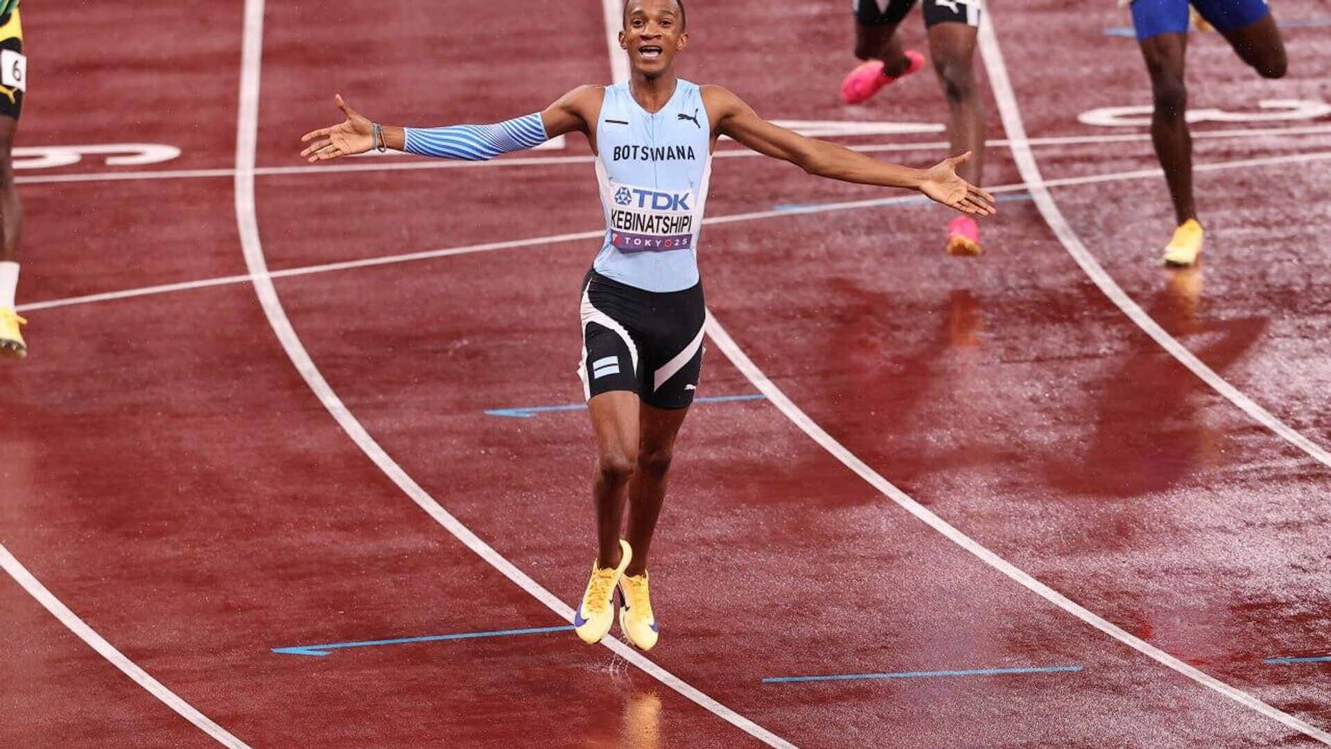 Botswanan Athlete Wins Nation's First-Ever Gold Medal in Men's World Championship in Tokyo Botswanan Athlete Wins Nation's First-Ever Gold Medal in Men's World Championship in Tokyo - Sputnik Africa, 1920, 19.09.2025