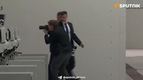 La production de certains types d'armes en Russie a été multipliée par 30 en moins de deux ans, a fait savoir Poutine - Sputnik Afrique