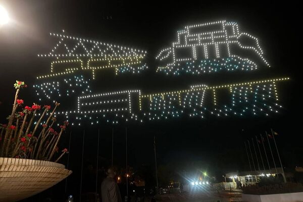 Mali Celebrates Its 65th Republic Anniversary With First-of-Its-Kind Drone Show - Sputnik Africa