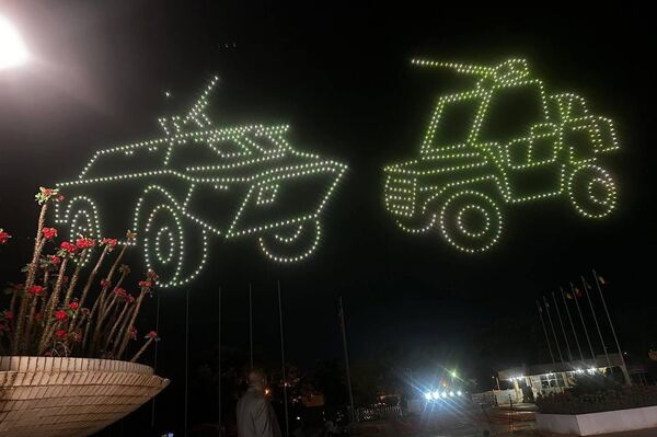 Mali Celebrates Its 65th Republic Anniversary With First-of-Its-Kind Drone Show - Sputnik Africa