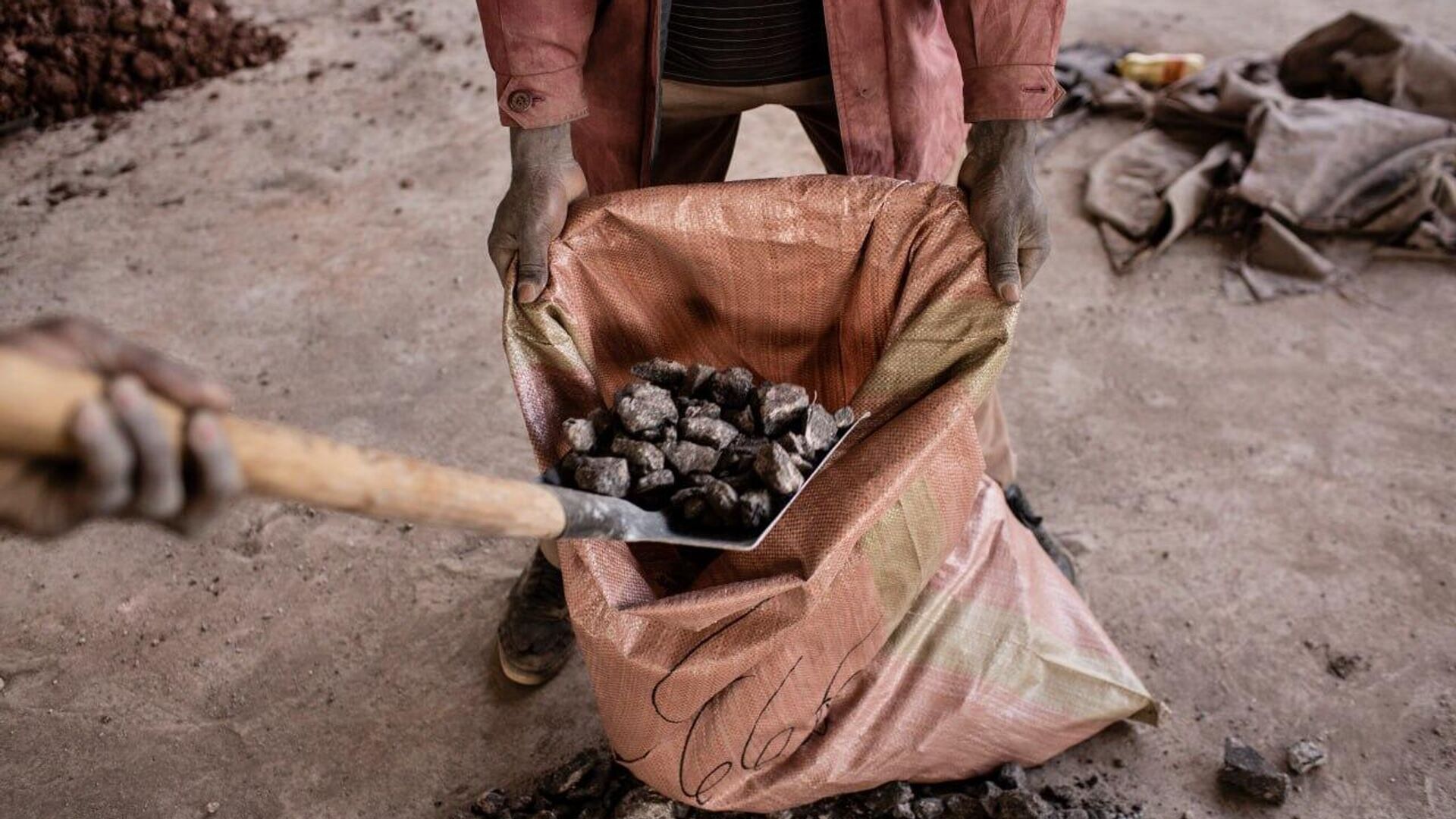 DRC Will Not Auction Off Its Mineral Resources to US Despite Its Support in Conflict Mediation: President DRC Will Not Auction Off Its Mineral Resources to US Despite Its Support in Conflict Mediation: President - Sputnik Africa, 1920, 23.09.2025