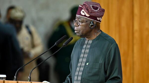 L'Afrique doit développer ses propres industries, déclare le Président nigérian - Sputnik Afrique