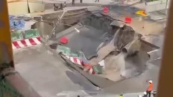 #viral | Emergency in Bangkok: 50-Meter Sinkhole Threatens Critical Infrastructure - Sputnik Africa