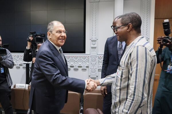 La Russie souhaite poursuivre sa coopération avec les pays de l'AES dans le cadre d'un format quadrilatéral - Lavrov - Sputnik Afrique