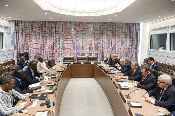 La Russie souhaite poursuivre sa coopération avec les pays de l'AES dans le cadre d'un format quadrilatéral - Lavrov - Sputnik Afrique