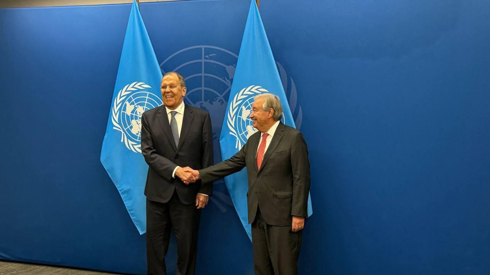 Sergueï Lavrov avec le secrétaire général de l'Onu Sergueï Lavrov avec le secrétaire général de l'Onu - Sputnik Afrique, 1920, 26.09.2025
