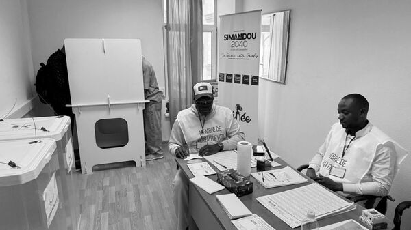 Cette nouvelle constitution ouvre une nouvelle page politique pour la Guinée - Sputnik Afrique