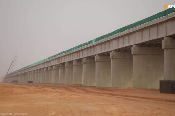 Algérie: une ligne ferroviaire stratégique sera achevée avant fin 2025 Algérie: une ligne ferroviaire stratégique sera achevée avant fin 2025 - Sputnik Afrique