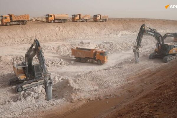 Algérie: une ligne ferroviaire stratégique sera achevée avant fin 2025 Algérie: une ligne ferroviaire stratégique sera achevée avant fin 2025 - Sputnik Afrique