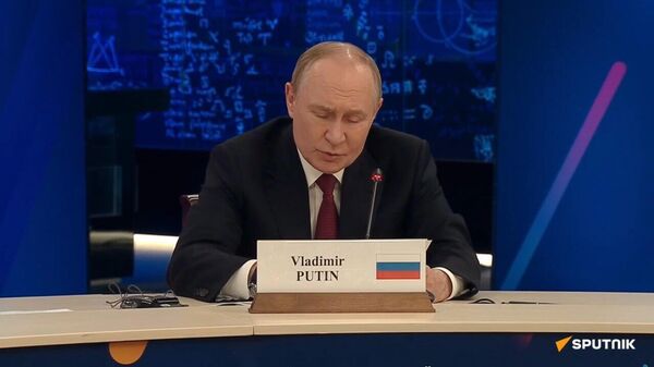 Poutine : “Les pays du Sud et de l'Est stimuleront la demande d'énergie nucléaire pacifique” - Sputnik Afrique