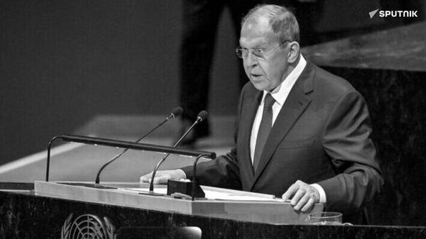 La Russie est aujourd'hui un des porte-voix du monde multipolaire - Sputnik Afrique