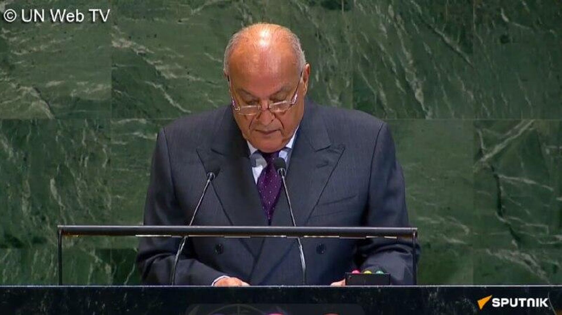 L'Afrique souffre de la marginalisation par rapport aux différents centres de décision dans le monde - chef de la diplomatie algérienne L'Afrique souffre de la marginalisation par rapport aux différents centres de décision dans le monde - chef de la diplomatie algérienne - Sputnik Afrique, 1920, 29.09.2025