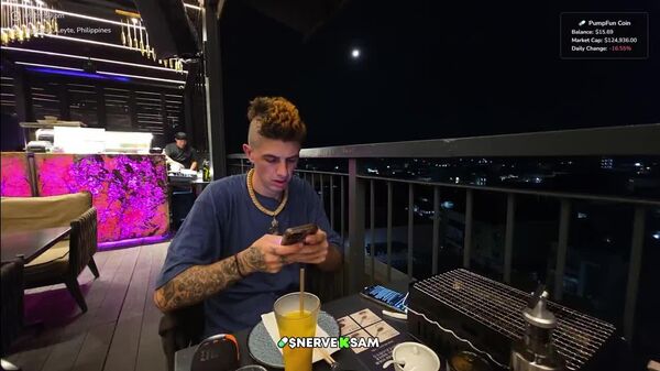 ▶ Le moment du tremblement de terre aux Philippines a été capturé en direct - Sputnik Afrique