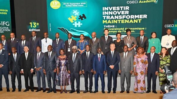 Abidjan dévoile une nouvelle stratégie pour former des champions économiques nationaux - Sputnik Afrique