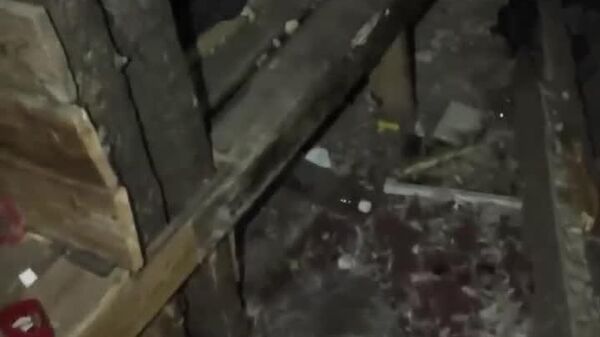 ▶ Le corps d'un civil torturé par des militaires de Kiev trouvé dans une localité prise par l'armée russe - Sputnik Afrique