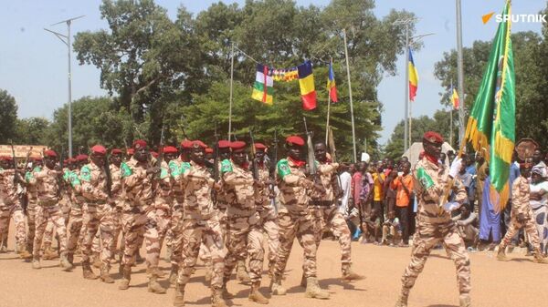 Force tchado-centrafricaine: les Africains sont capables de financer eux-mêmes leur sécurité - Sputnik Afrique