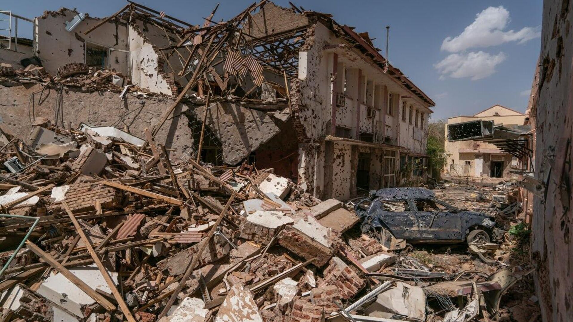 Des mercenaires éliminés au Soudan utilisaient des drones ukrainiens, selon le renseignement militaire soudanais Des mercenaires éliminés au Soudan utilisaient des drones ukrainiens, selon le renseignement militaire soudanais - Sputnik Afrique, 1920, 29.10.2025