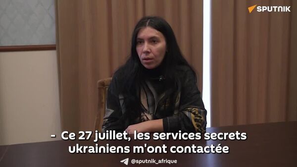 ▶ Des agents ukrainiens du SBU font chanter une Russe: Ils m'ont dit que si je tenais à la vie de mon père, je devais leur donner mon compte Telegram - Sputnik Afrique